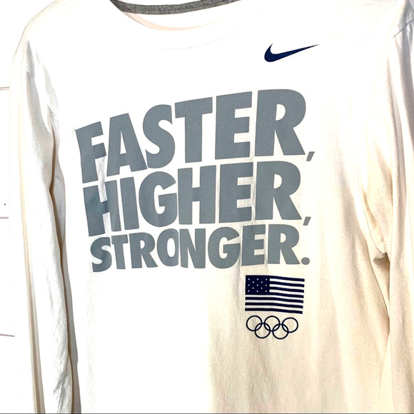 Nike Shirt Womens Small White Long Sleeve Compression Running Outdoor Hiking - Picture 2 of 4